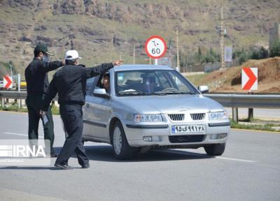 خبرنگاران پلیس راهور در اعمال محدودیت های کرونایی تردد خودروها با رانندگان تعارف ندارد