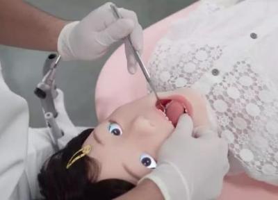 رباتی که واکنش بچه ها به درمان دندانپزشکی را شبیه سازی می نماید