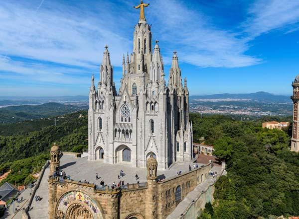 معروفترین کلیساهای بارسلونا ، شاهکارهای معماری اسپانیا